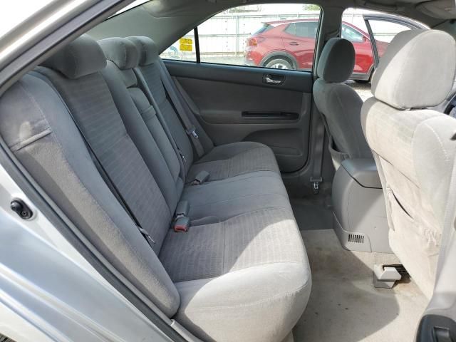 2005 Toyota Camry LE