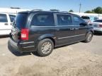 2010 Chrysler Town & Country Limited