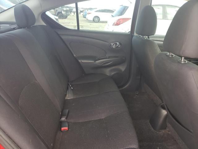 2013 Nissan Versa S