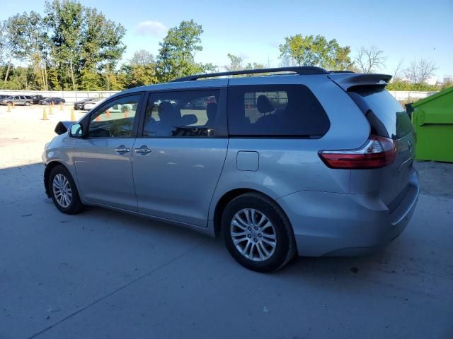 2015 Toyota Sienna XLE