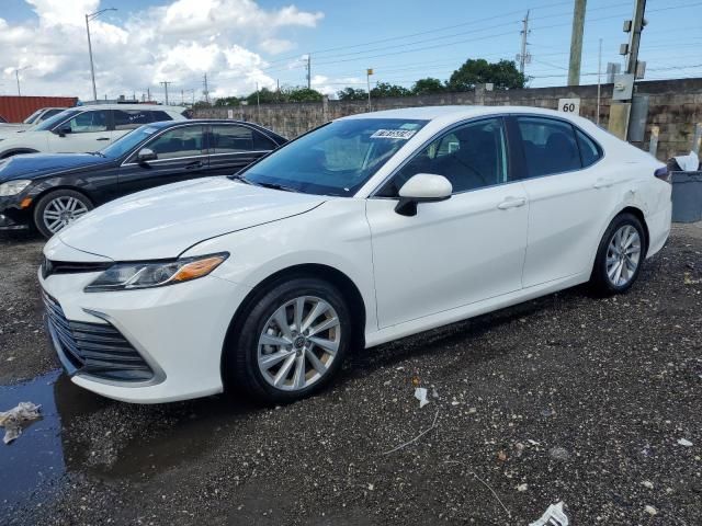 2024 Toyota Camry LE