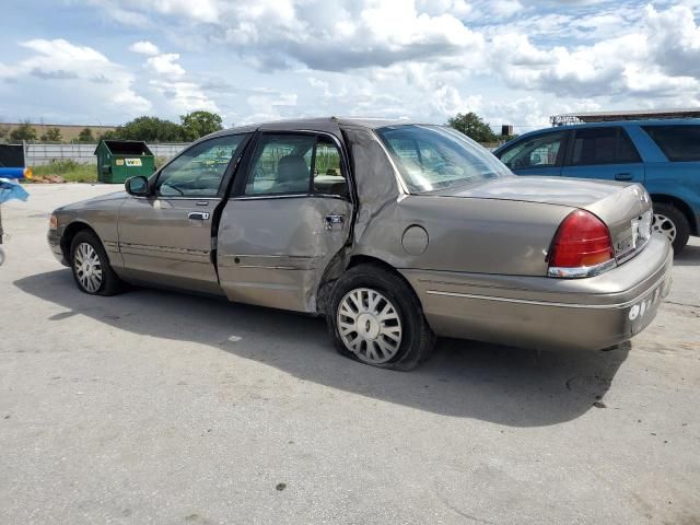 2003 Ford Crown Victoria LX