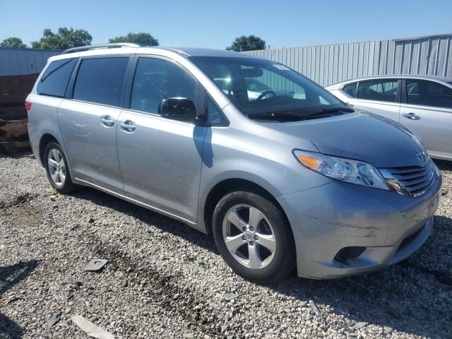 2015 Toyota Sienna LE