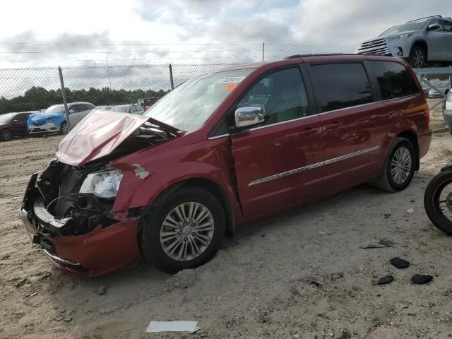 2016 Chrysler Town & Country Touring L