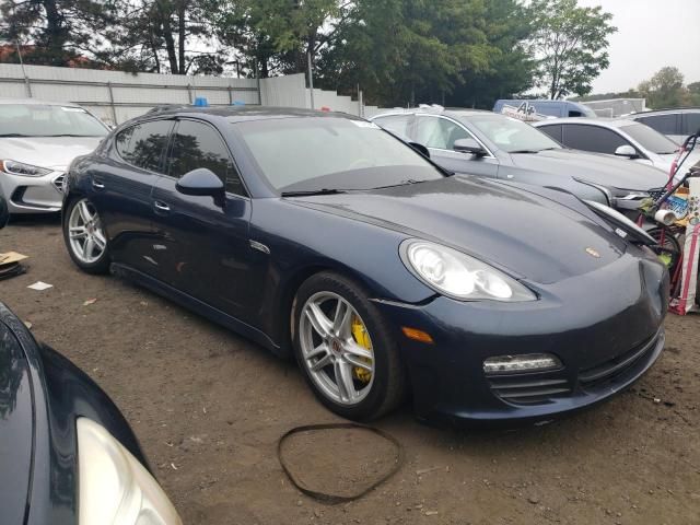 2012 Porsche Panamera 2