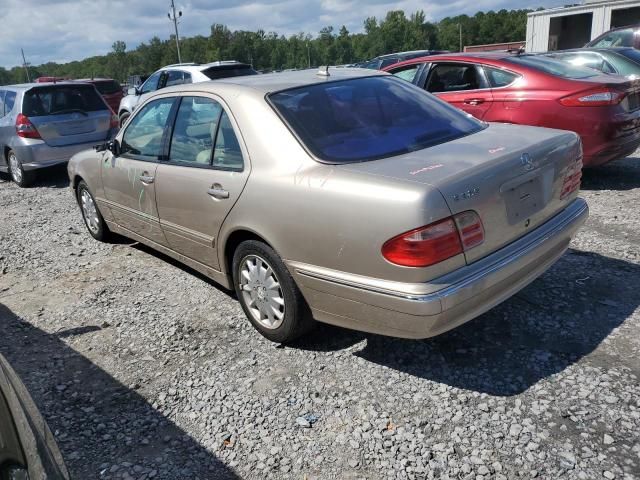 2001 Mercedes-Benz E 320