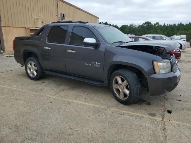 2011 Chevrolet Avalanche LT