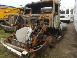 Salvage trucks for sale at Montreal Est, QC auction: 2015 Volvo VN VNL