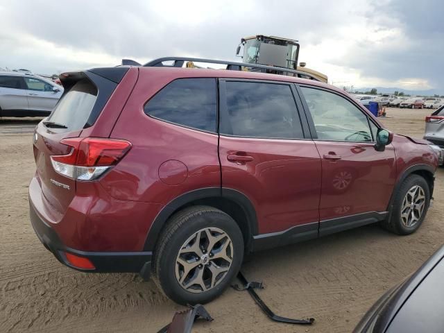 2024 Subaru Forester Premium