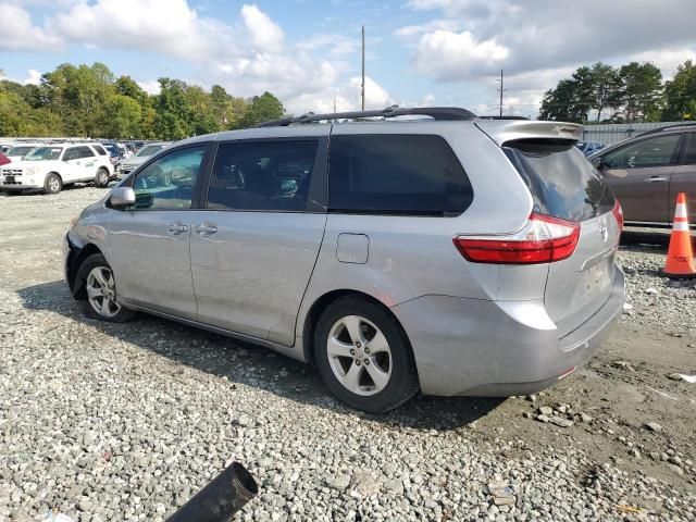 2015 Toyota Sienna LE