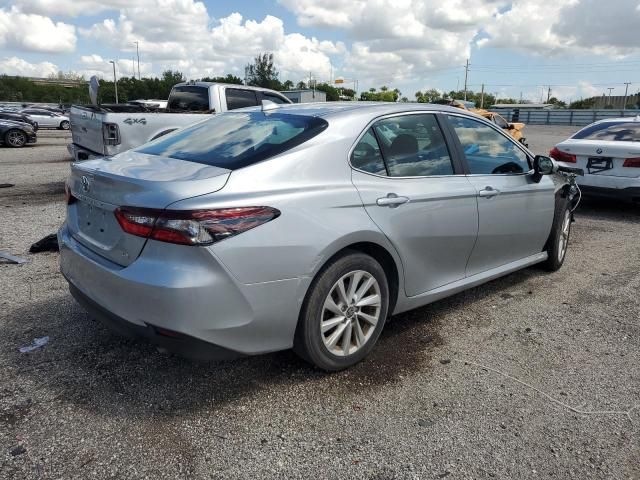 2022 Toyota Camry LE