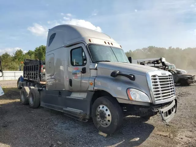 2016 Freightliner Cascadia 125