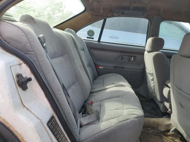 1997 Oldsmobile 88 Base