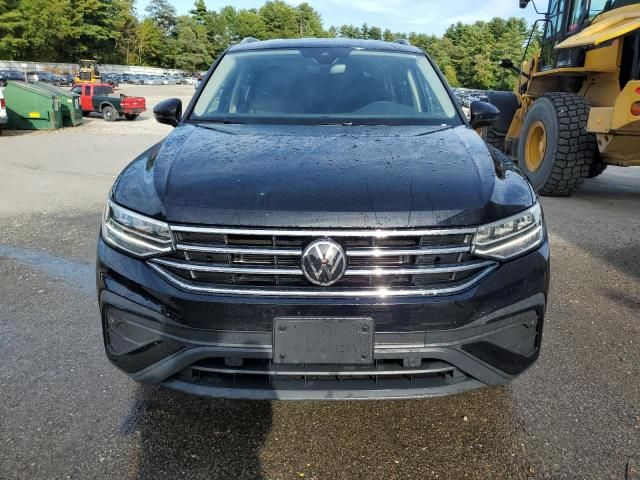 2024 Volkswagen Tiguan SE