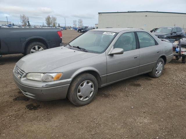 1999 Toyota Camry LE