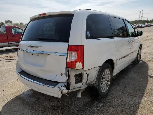 2014 Chrysler Town & Country Touring L