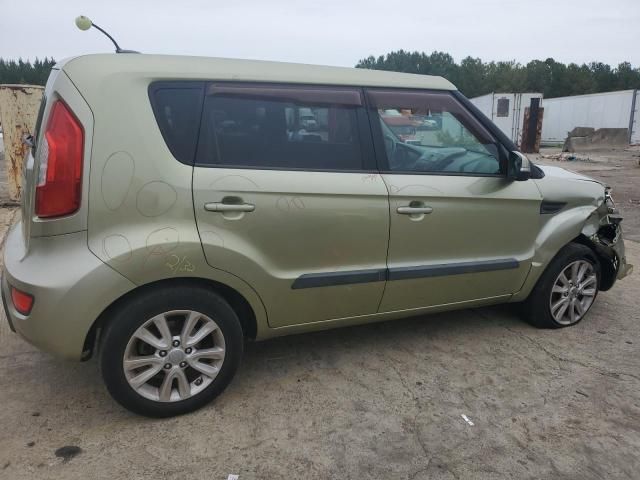 2013 KIA Soul +