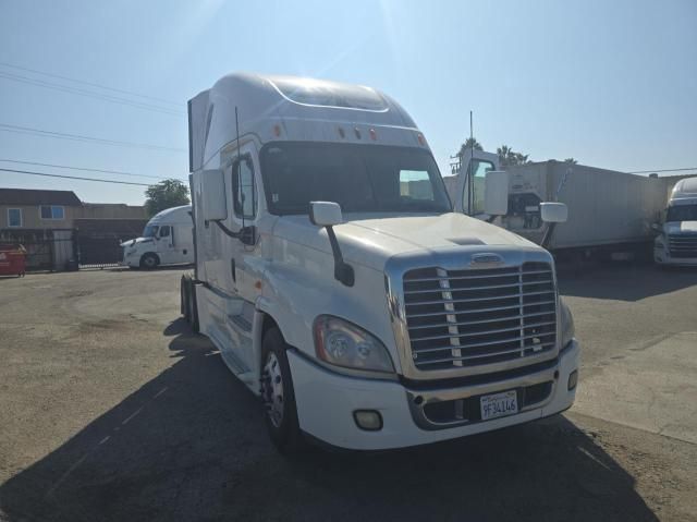 2014 Freightliner Cascadia 125