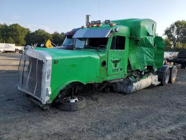 2000 Peterbilt 379