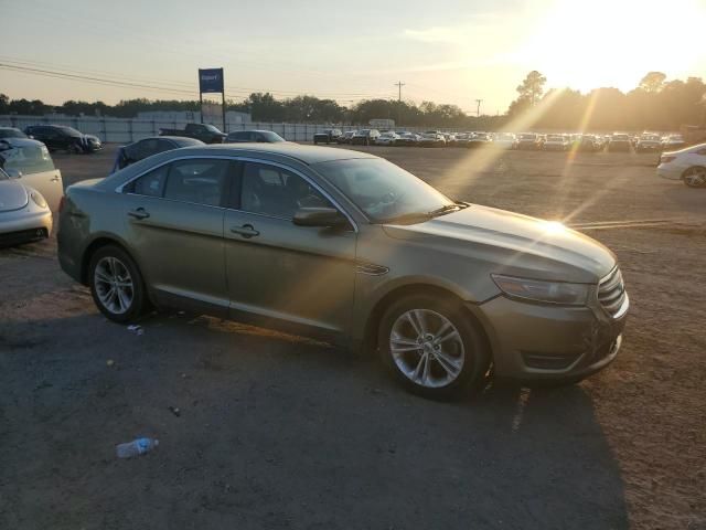 2013 Ford Taurus SEL