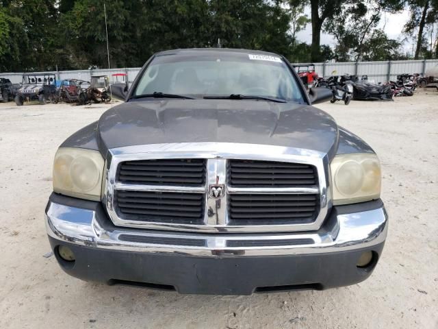 2005 Dodge Dakota SLT