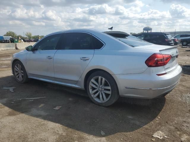 2016 Volkswagen Passat SEL