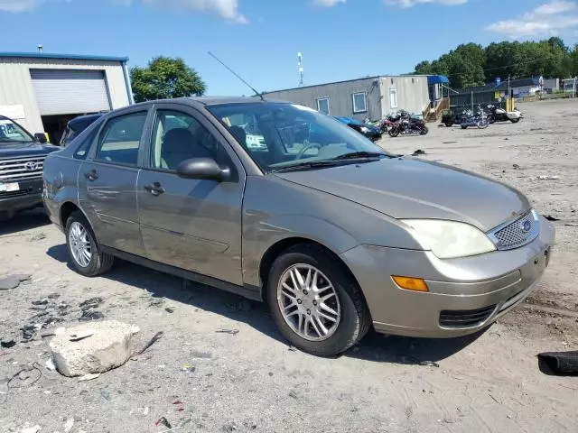 2005 Ford Focus ZX4