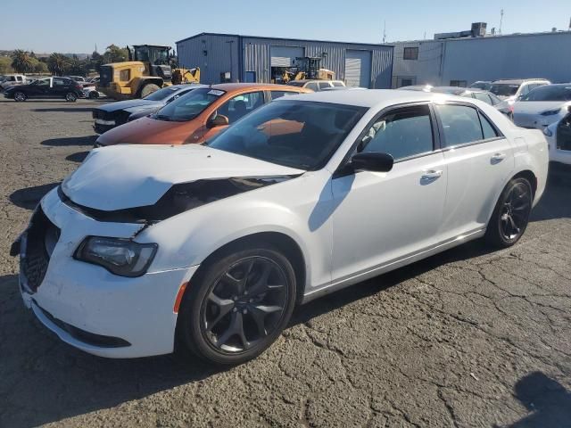 2021 Chrysler 300 Touring