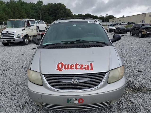 2001 Chrysler Town & Country LXI