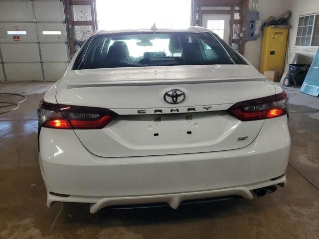 2022 Toyota Camry SE