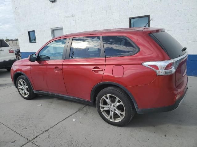 2015 Mitsubishi Outlander SE