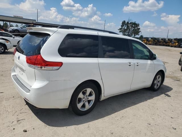 2012 Toyota Sienna LE