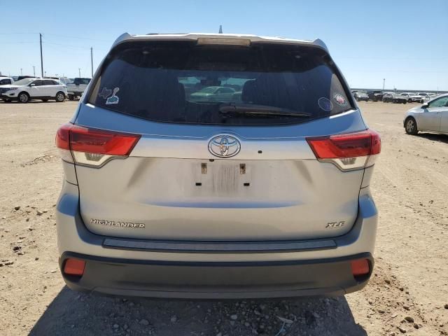 2018 Toyota Highlander SE