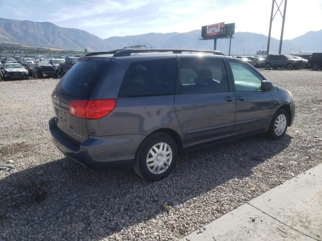 2009 Toyota Sienna CE