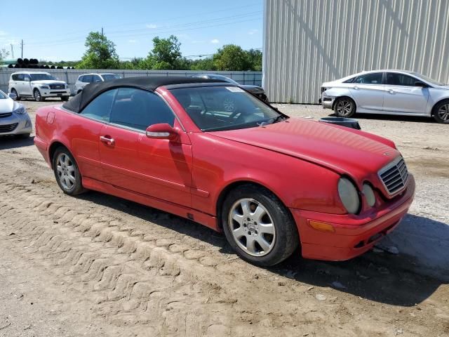 2003 Mercedes-Benz CLK 320