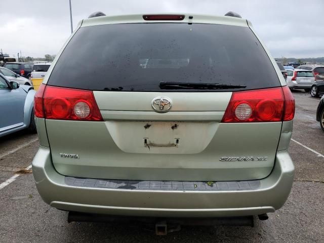 2006 Toyota Sienna XLE