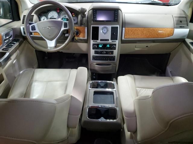 2009 Chrysler Town & Country Limited