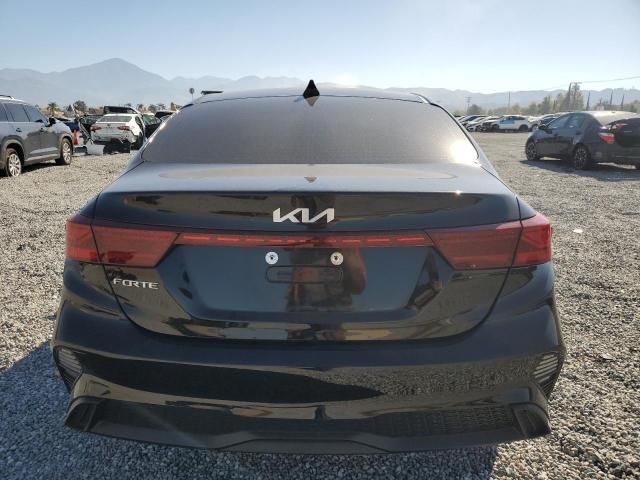 2023 KIA Forte LX