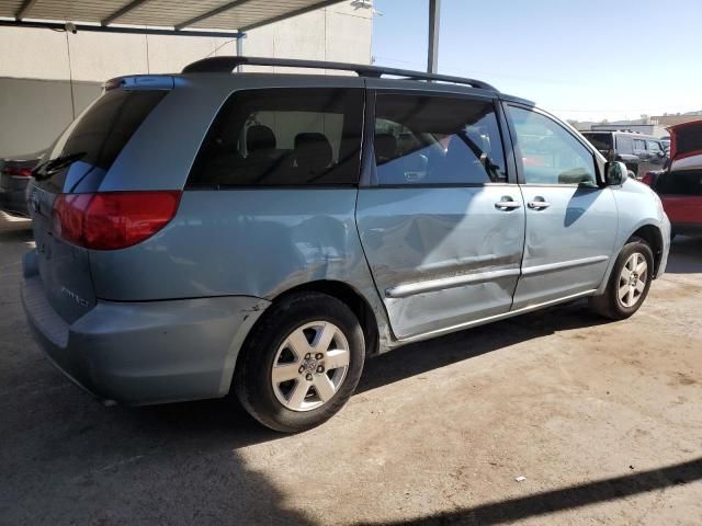 2007 Toyota Sienna XLE