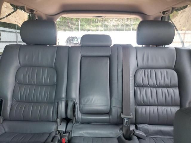 2004 Lexus LX 470