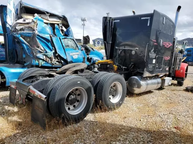 2003 Peterbilt 379