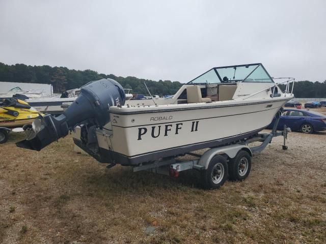 1975 Robalo Boat