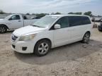 2010 Volkswagen Routan SE