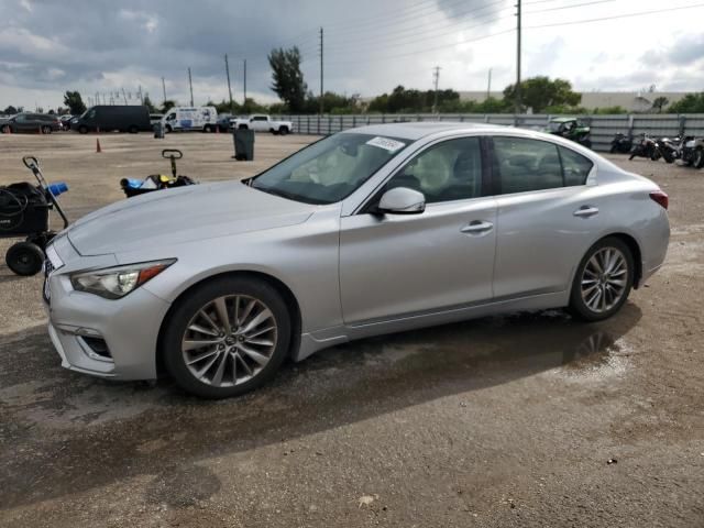 2018 Infiniti Q50 Luxe