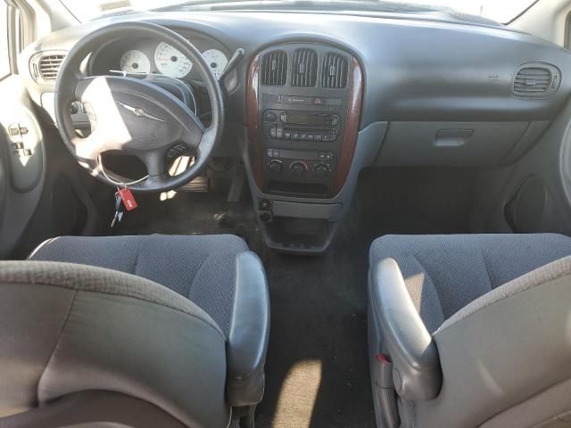 2006 Chrysler Town & Country