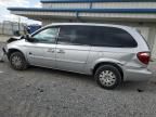 2005 Chrysler Town & Country LX