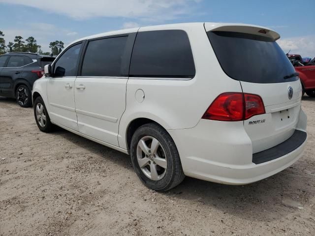 2009 Volkswagen Routan SE