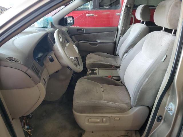 2008 Toyota Sienna CE