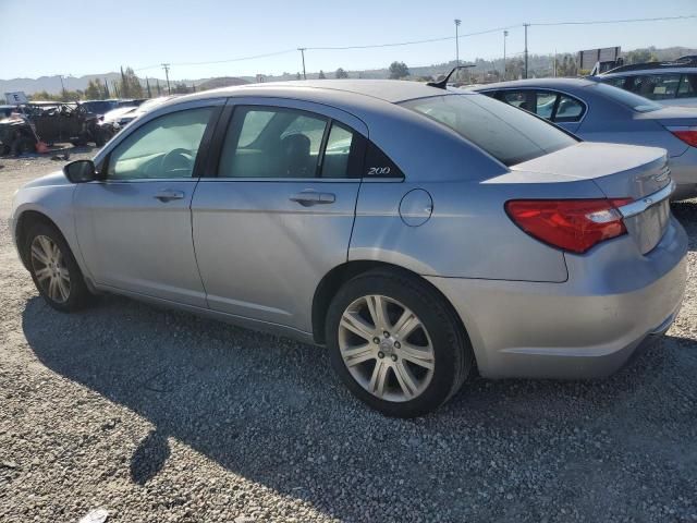 2013 Chrysler 200 LX