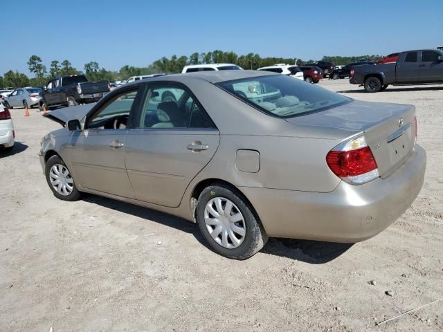 2005 Toyota Camry LE